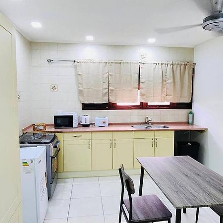 Vibrant Studio Near The Beach Ян-Тил Экстерьер фото